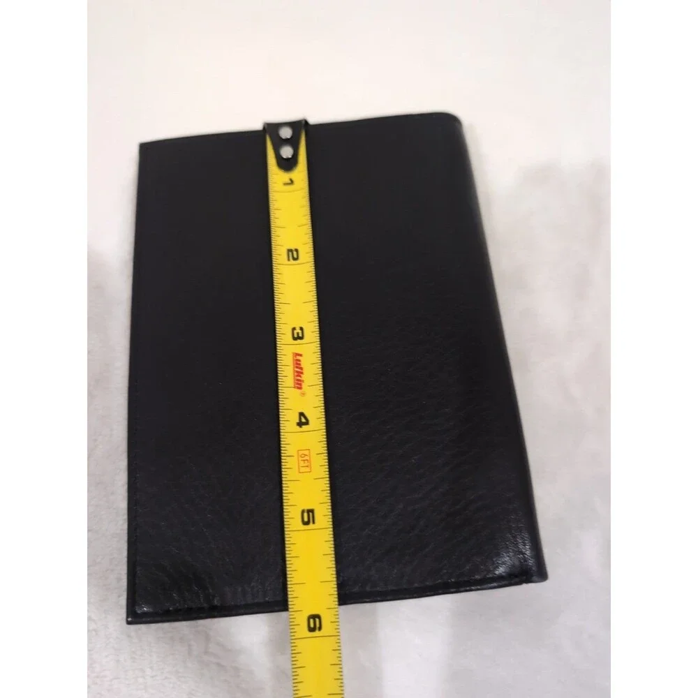 G.H.BASS SOFT LEATHER PASSPORT WALLET CREDIT CARD/CASH/ID/ PASSPORT